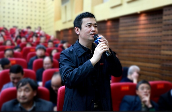 1555497819060054278.jpg F:?9年宣传报道\u65e5报道.17\u5f20小刚.jpg